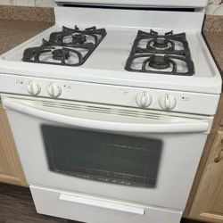 Frigidaire Stove