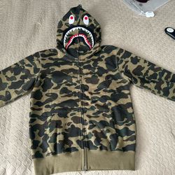 BAPE HOODIE REAL