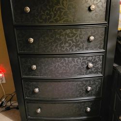 Dresser And Stand