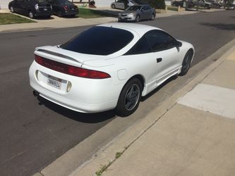 (SOLD) 1995 Mitsubishi Eclipse 5 speed