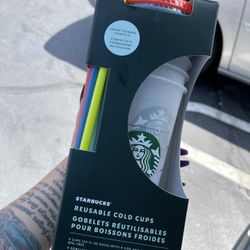 Color Changing Starbucks Cups