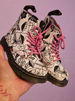Toddler size 9 Doc Martens