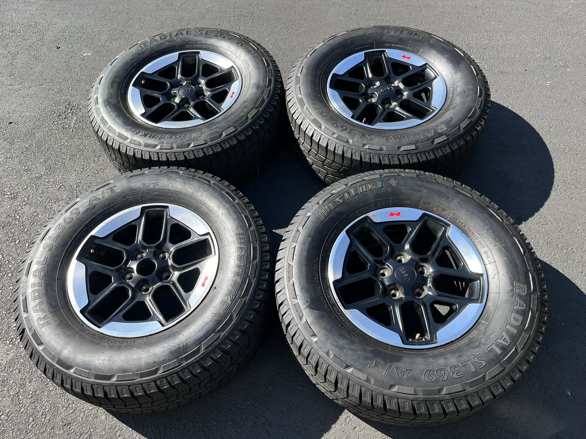 ( 4) 17” Jeep Rubicon Wheels 285/70R17 Westlake Tires 