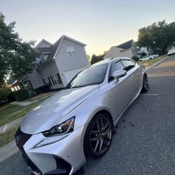 2021 Lexus IS