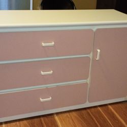 Super Cute Dresser