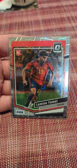 2023-24 Panini Donruss Lamine Yamal