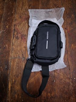 Mens Chest/Sling Bag