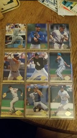 Baseball cards Lot number 4 2 Pages front and back full