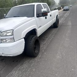 2005 Chevrolet Silverado 2500HD Extended Bed 