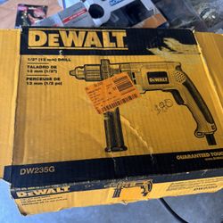 DEWALT 7.8 Amp Corded 1/2 in. Variable Speed Reversing Drill