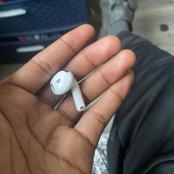 Right Airpod