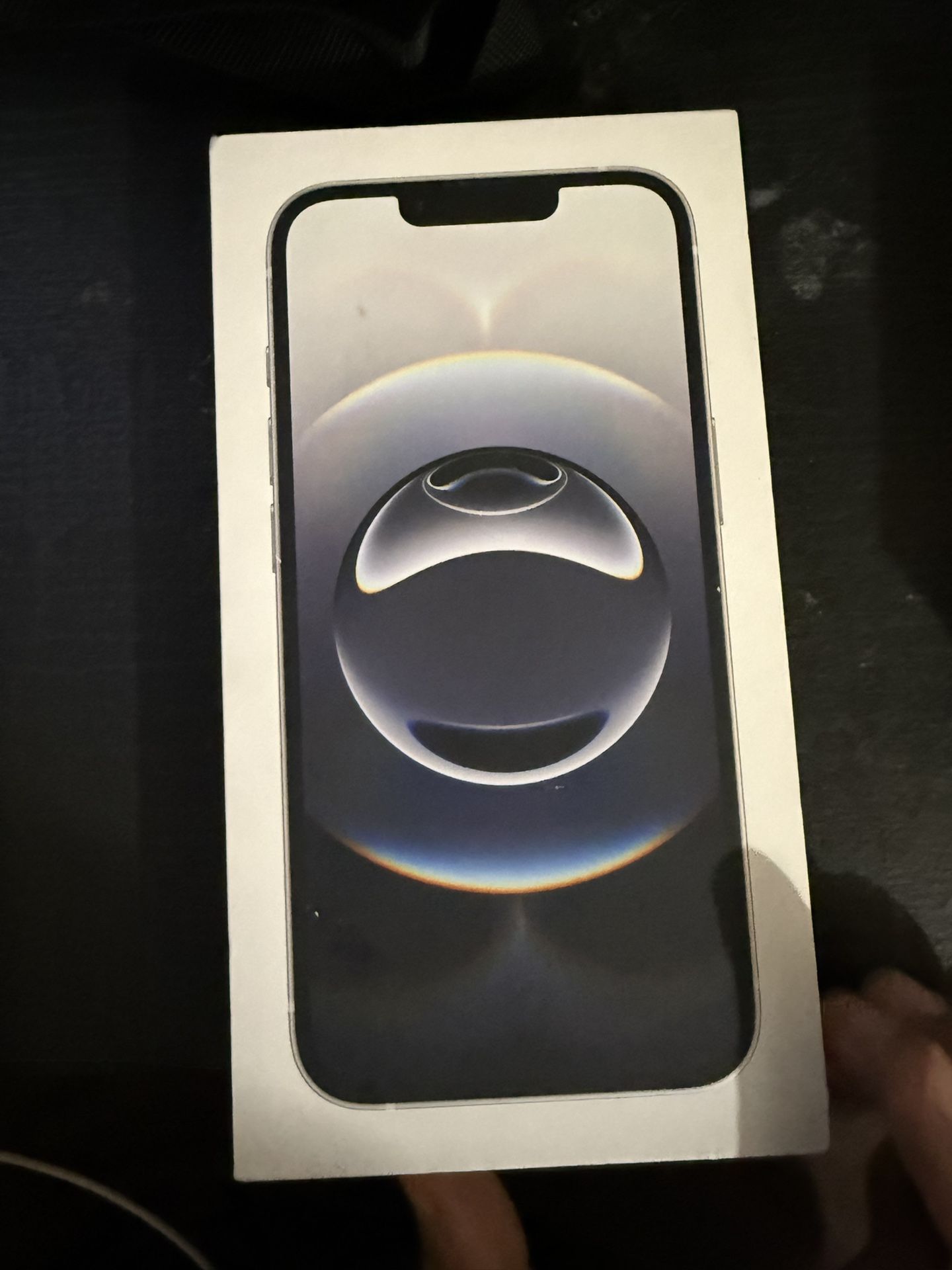 iPhone 16e