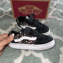 Vans Kids Black Floral Old Skool Velcro Sneakers with White Stripe