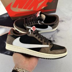 Nikew air jordan 1 low travis scott reverse mocha size 7,7.5,8,8.5,9,9.5,10,10.5,11