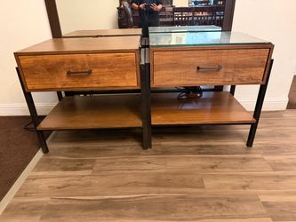 Set of 2 large nightstands