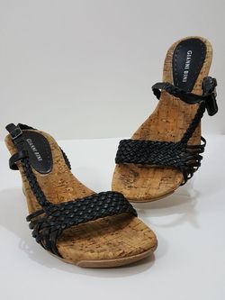 Gianni Bini size 7.5 womens