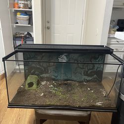 40 gallon breeder tank with lid
