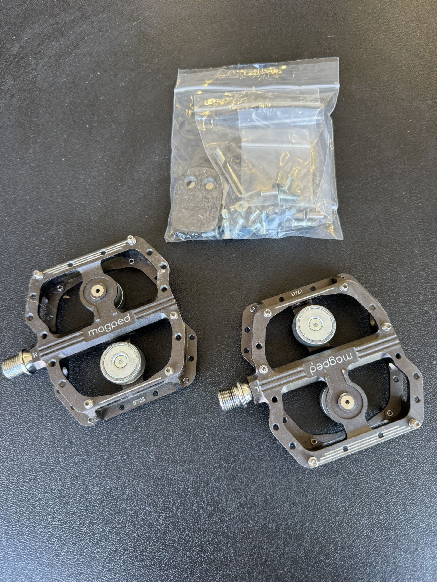 Magped magnetic mountain bike pedals