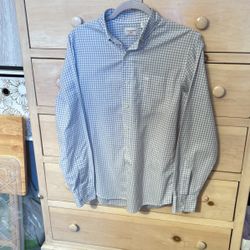 Man’s “Dockers” Long Sleeve Button Down Dress Shirt, Gray and White Checker, Sz: S