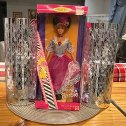 Barbie Dolls Of The World French