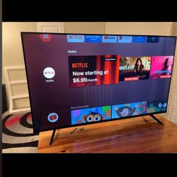 TCL 55 Q Class 4 K QLED HDR Smart TV With Google - 55 Q 550 G . Like New !!