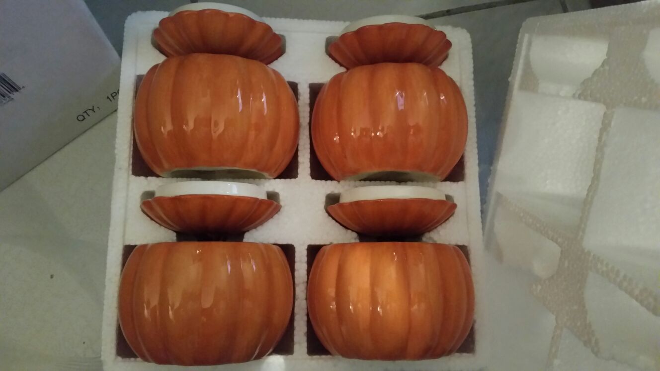 Halloween Fall Autumn Pumpkin Bowl Set with lids nib