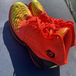 Men’s Adidas’s Size 9