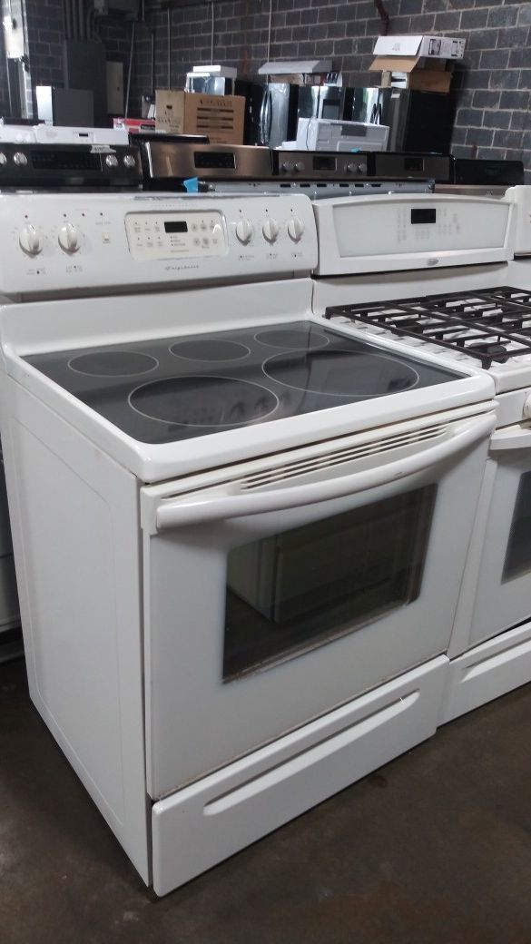 Frigidaire White Glass Top Stove