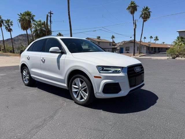 2016 Audi Q3
