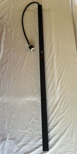 APC AP7862 42-Outlet Metered Plug Rackmount Power Distribution Unit