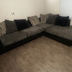 L Shaped Sectional (Couch)