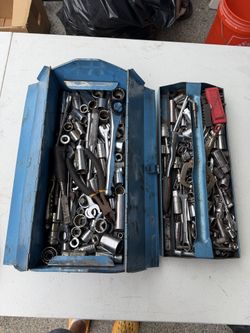 Mechanic’s Tool Lot – Sockets, Ratchets & Hand Tools
