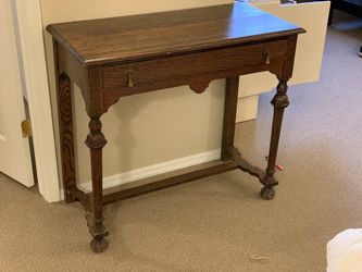 1800s antique oak side table with drawer