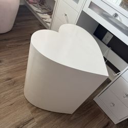 Heart Table