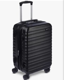 Carry on luggage with spinner wheels