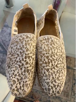 Women’s shoes size 7