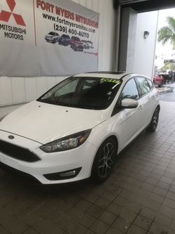 2017 Ford Focus SEL Hatchback