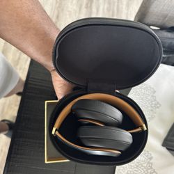 Beats By Dre Headphones 