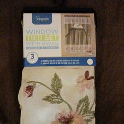 New 3 Piece Set Kitchen CURTAINS  $15