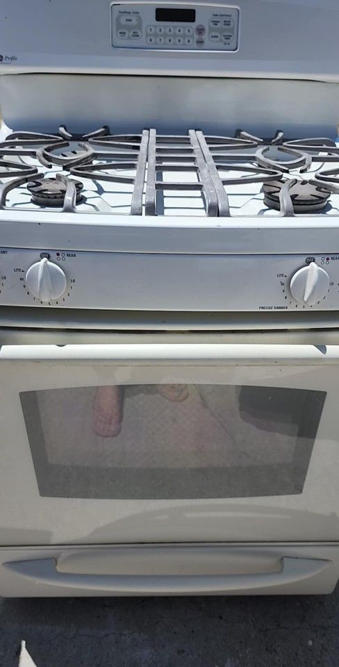Gas Stove And Oven