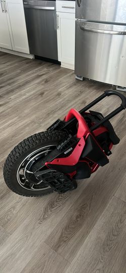 KingSong S22 Electric Unicycle Self-Balancing Scooter Red Black