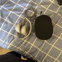 Grey Beat Solo 4 $100