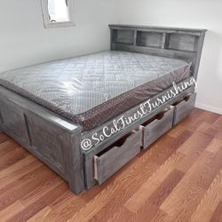 Full Bed And Mattress With Drawers 