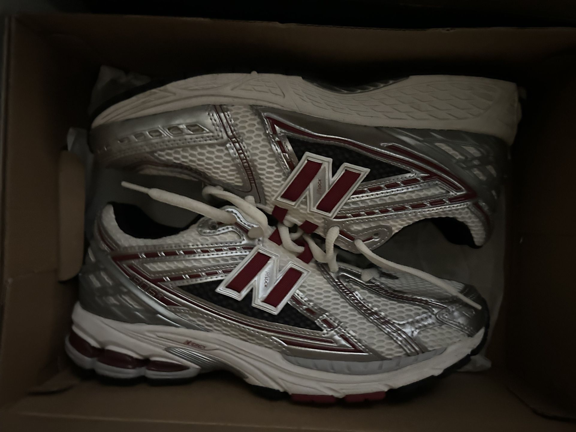 Men’s Sneakers 9.5