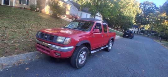 2000 Nissan 2000