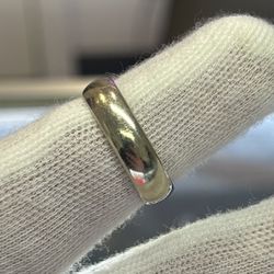 14kt White Gold Wedding Band
