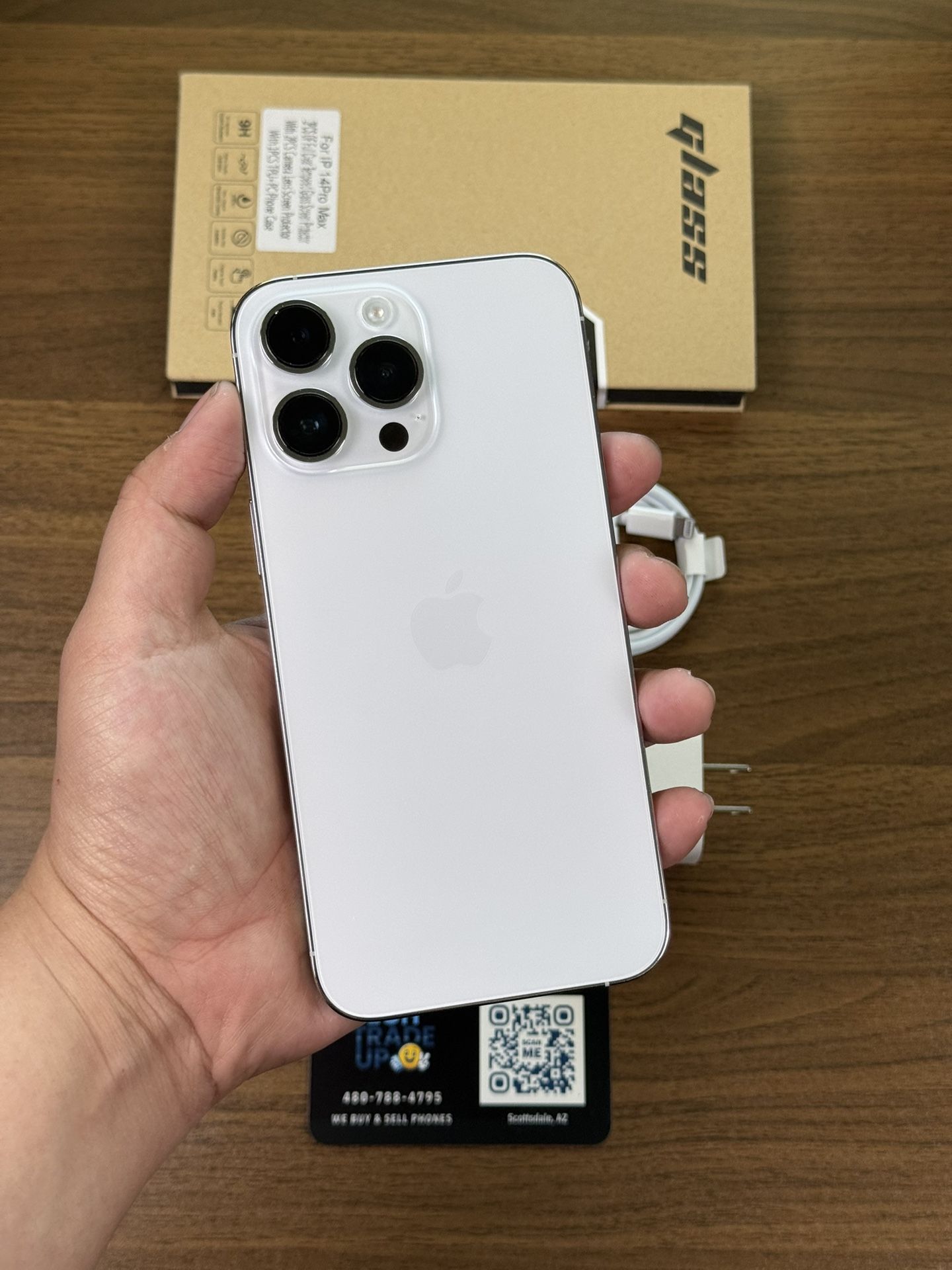 iPhone 14 Pro Max 128Gb White 🤍 Unlocked *Free Case, Screen Protector And Charger*