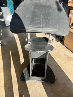 Free Stand up computer desk