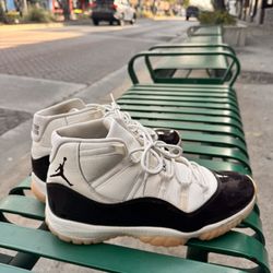 Size 11 Jordan 11