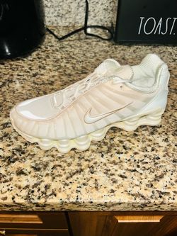Nike Shox TL Size 8W white fawn